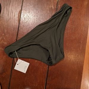 Ama Bikinis Suna bottoms